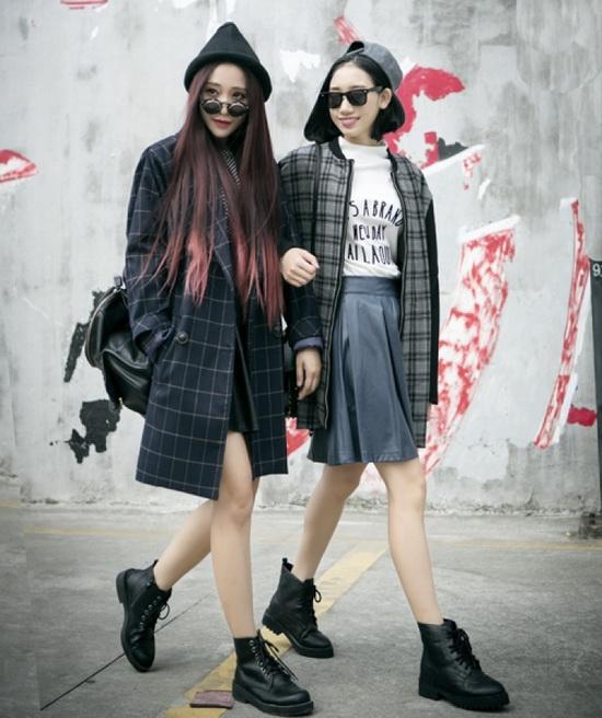 切爾西靴配什么襪子_秋冬靴子搭配_馬丁靴穿搭技巧