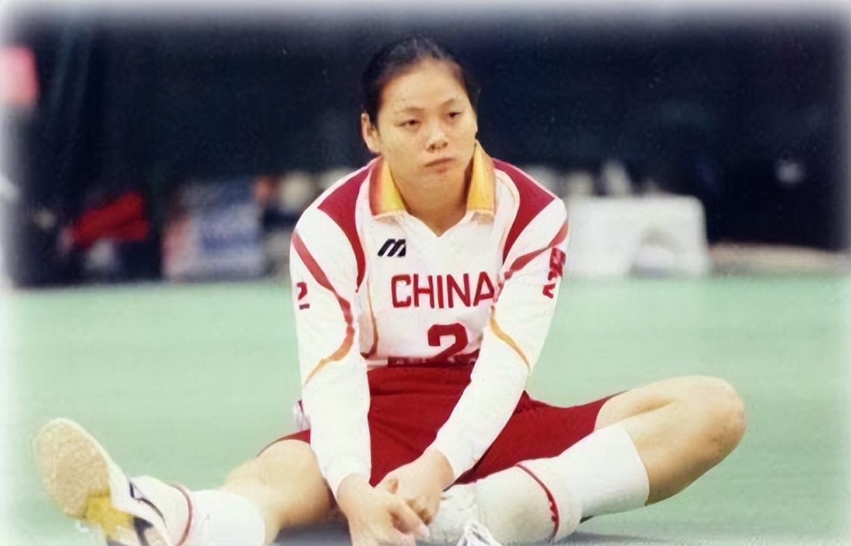 女排王麗娜圖片_王麗娜 中國女排 雅典奧運會