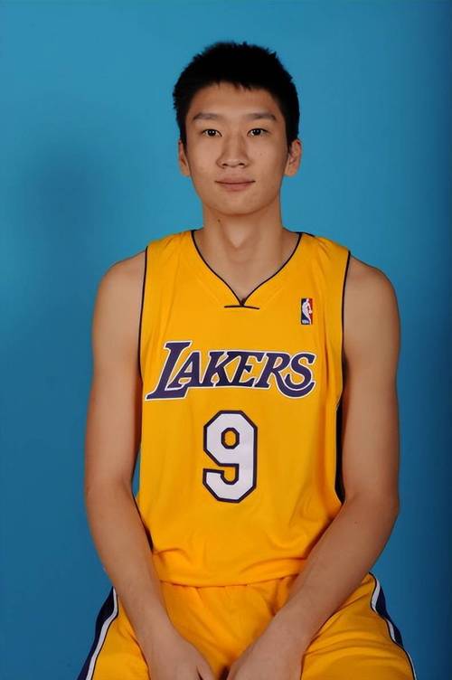 10月16日孫悅正式退役！21年職業(yè)生涯，他為北京籃球貢獻(xiàn)卓越