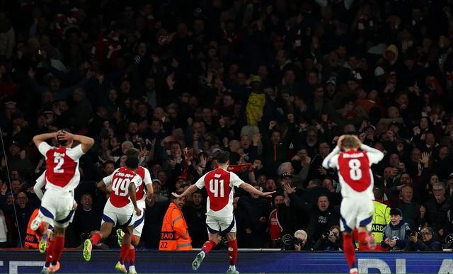 巴薩歐冠慘敗_巴薩vs馬競(jìng) 歐冠_阿森納馬競(jìng)對(duì)比