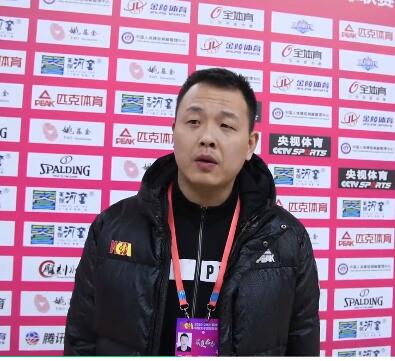 新疆女籃展淑萍_新疆體彩女籃主教練展淑萍_展淑萍執教新疆女籃